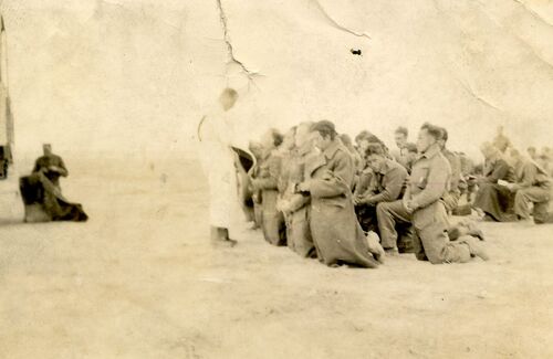 Msza polowa przed bitwą o Gazalę (1942). Fot. ze zbiorów R. Dyrcza
