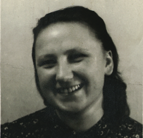 Danuta Siedzik „Inka” krótko przed aresztowaniem 20 lipca 1946 r. (fot. IPN)