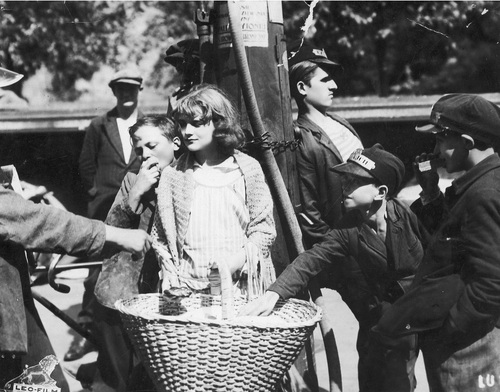 Scena z filmu <i>Legion ulicy</i> (1932), reż. Aleksander Ford