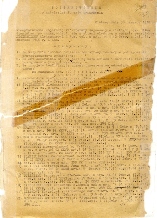 Postanowienie o zatwierdzeniu aktu oskarżenia wobec członków oddziału „Wilczura” (s. 1), 30 czerwca 1948. Z zasobu IPN