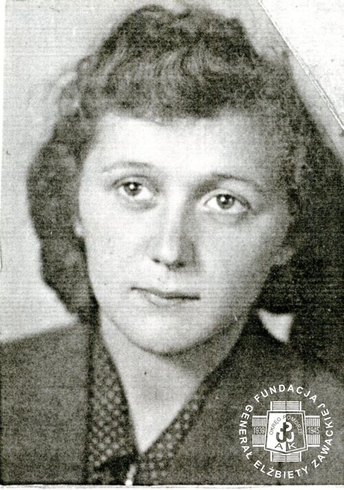 Teodora Bobowska zam. Wieluńska (fot. z 26 maja 1942 r.). T. 3597WSK, zbiory Fundacji Generał Elżbiety Zawackiej
