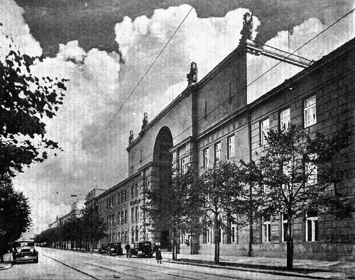 Gmach Ministerstwa Spraw Wojskowych przy ul. 6 sierpnia w Warszawie, 1933 r.