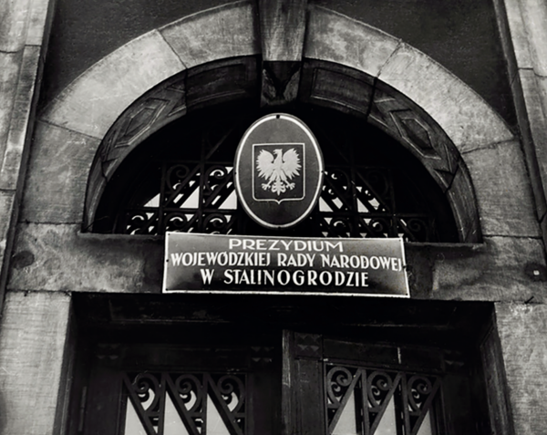 „Odwilż” w Stalinogrodzie i „gorąca jesień” w Katowicach, czyli rok 1956 w przemianowanym województwie