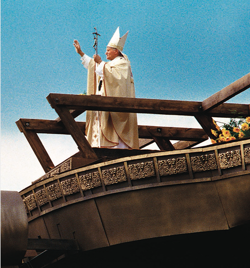 Jan Paweł II w czasie Mszy św. na gdańskiej Zaspie, 12 czerwca 1987 r.