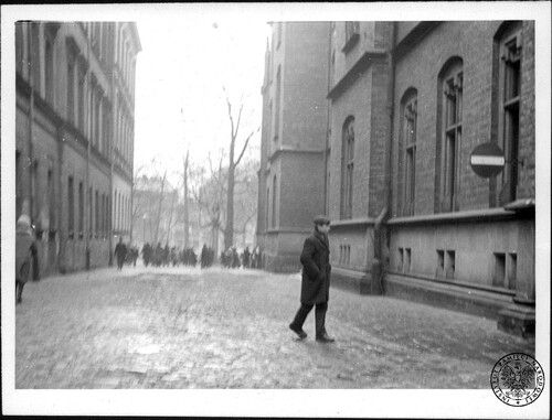 Marzec 1968 w Krakowie - okolice Uniwersytetu Jagiellońskiego. Fot. z zasobu IPN