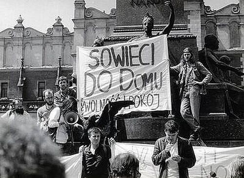 Akcja „Sowieci do domu”, 16 maja 1989 r. Rynek Główny w Krakowie