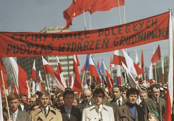 Żałobna manifestacja. 1 maja 1971 roku w Szczecinie