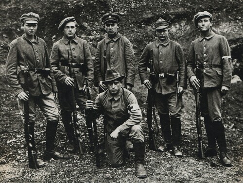 Grupa powstańców śląskich, 1921 r. Ze zbiorów Archiwum Archidiecezjalnego w Katowicach