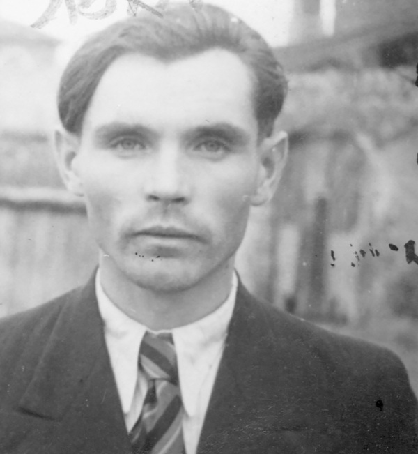 Józef Bryła, UB i ucieczka z więzienia w Sandomierzu