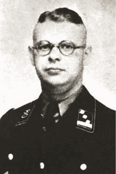 Zdjęcie Hansa Krügera. Mężczyzna w niemieckim mundurze.