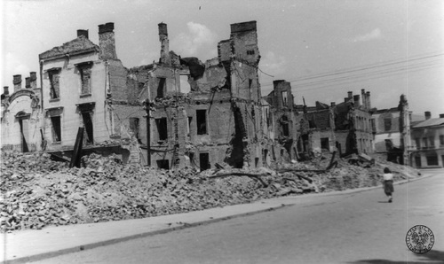 Zniszczenia wojenne w Jaśle, 1946 r. Fot. z zasobu AIPN