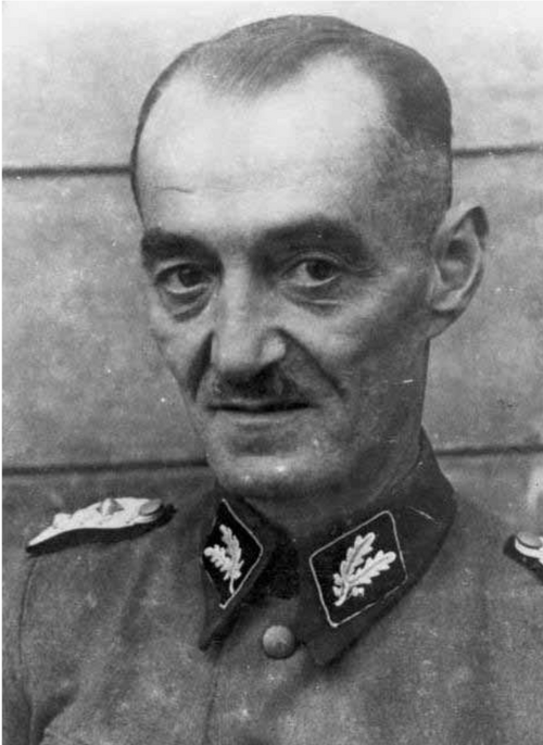 Zdjęcie portretowe mężczyzny w mundurze niemieckiego oficera