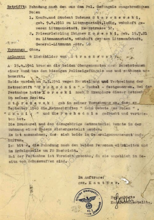 Obraz dokumentu niemieckojęzycznego - decyzji niemieckich władz okupacyjnych o wydaniu listu gończego za zbiegłymi, Tadeuszem Starczewskim i Zbigniewem Koreckim (prawdziwe nazwisko – Henryk Wojtkiewicz).