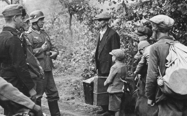 Wybuch II wojny światowej i ucieczki ludności cywilnej w kierunku granic wschodnich