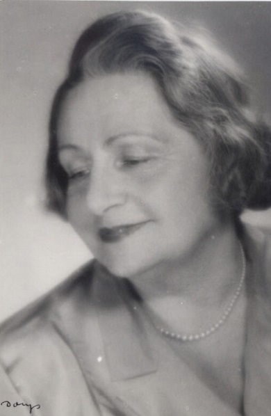 Portret Mai Berezowskiej, 1954 r. Fot. ze zbiorów Biblioteki Narodowej