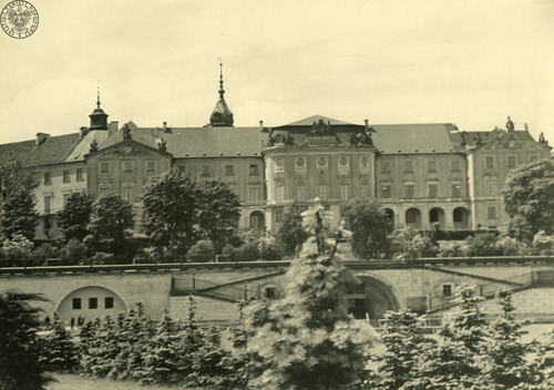 Zamek Królewski od strony Wisły przed zbombardowaniem, 1939 r.