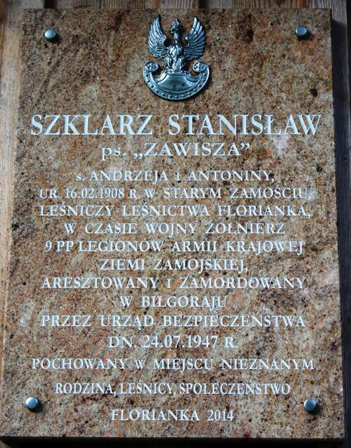 Tablica poświęcona Stanisławowi Szklarzowi znajdująca się w Izbie Leśnej we Floriance (ze zbiorów Bartłomieja Szyprowskiego)