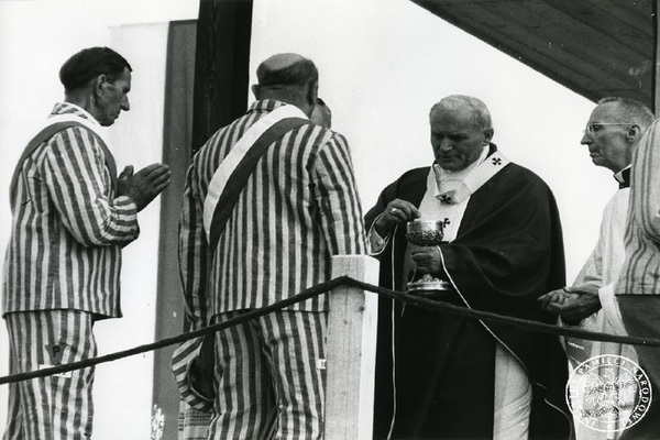 Jan Paweł II – strażnik pamięci o męczennikach XX wieku
