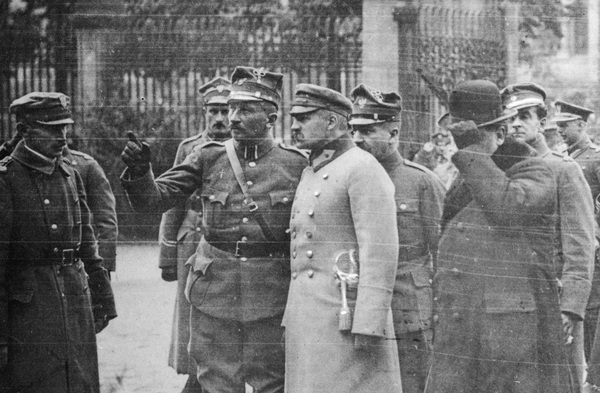 Przeciw Niemcom i bolszewikom – życie Generała Józefa Dowbora-Muśnickiego