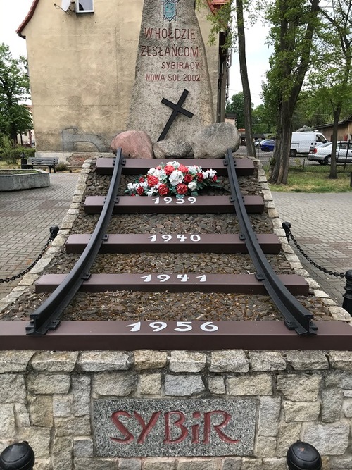 Skwer Sybiraków w Nowej Soli. Fot. IPN