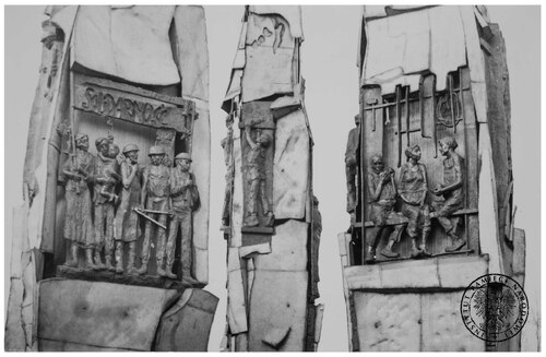 Fragment pomnika Poległych Stoczniowców 1970. Rzeźby prezentujące scenki z życia stoczniowców