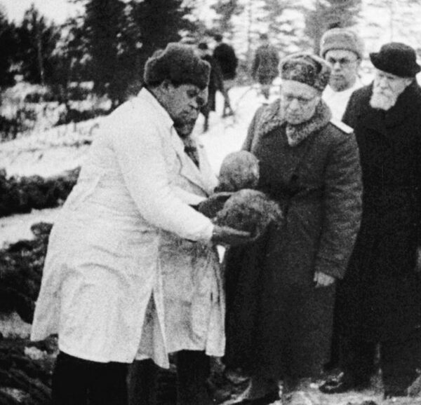 Komisja Burdenki. Budowa kłamstwa katyńskiego