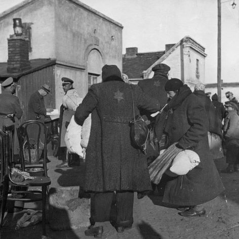Pierwszy Holocaust. Eksterminacja Żydów na Pomorzu i Kujawach w 1939 r.