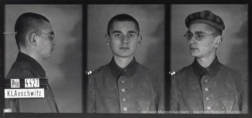 Zdjęcia sygnalityczne Władysława Bartoszewskiego jako więźnia KL Auschwitz, 1940 r. Fot. z Archiwum Państwowego Muzeum Auschwitz-Birkenau w Oświęcimiu