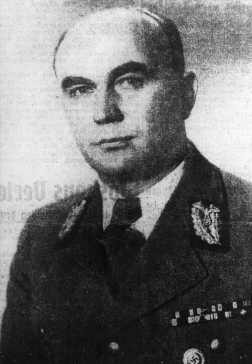 Zdjęcie portretowe Arthura Greisera w mundurze NSDAP. Fot. z zasobu AIPN