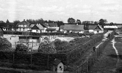 Fragment niemieckiego obozu zagłady w Sobiborze, lato 1943 r. Fot. domena publiczna