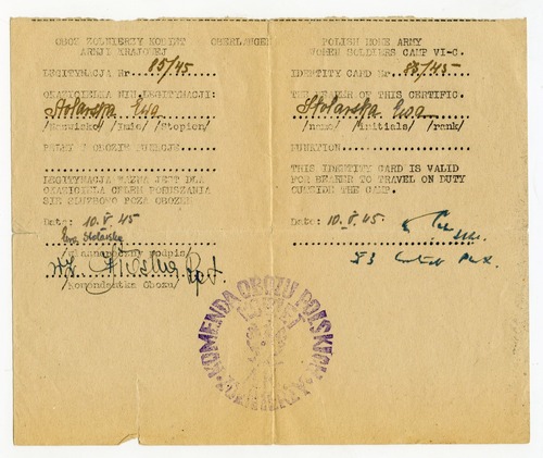 Legitymacja Ewy Stolarskiej uprawniająca do poruszania się służbowo poza obozem, 10 maja 1945 r. Fot. z zasobu AIPN