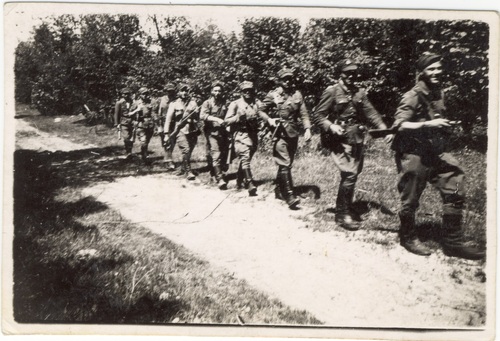 „Rekin” prowadzi patrol 5. Wileńskiej Brygady AK – Białostocczyzna, 1945 r.