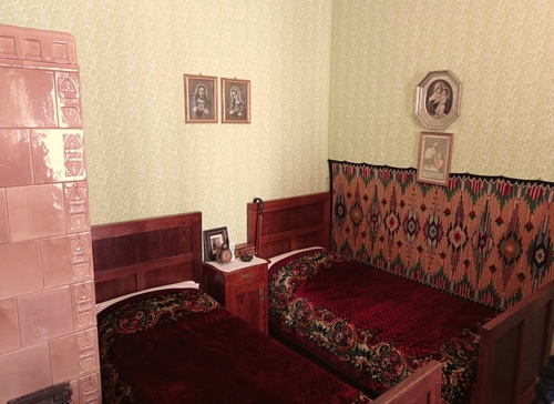Jedno z pomieszczeń Muzeum Domu Rodzinnego Ojca Świętego Jana Pawła II w Wadowicach