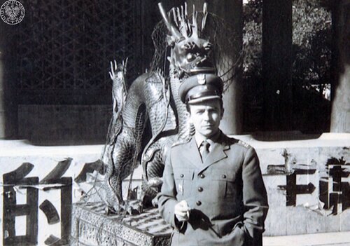 Ppłk Ryszard Kukliński w Pekinie, ok. 1967 r. Fot. z zasobu AIPN