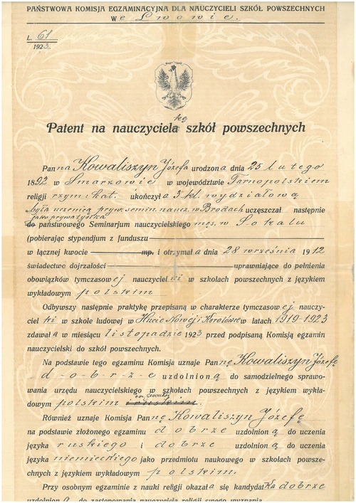 Patent na nauczycielkę szkół powszechnych wydany Józefie Kowaliszyn przez Państwową Komisję Egzaminacyjną dla Nauczycieli Szkół Powszechnych we Lwowie, z datą 10 listopada 1923 roku