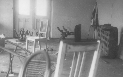 Fotografia zdemolowanego lokalu Polskiego Stronnictwa Ludowego w Szczecinie, 1946 r. Fot. z zasobu AIPN