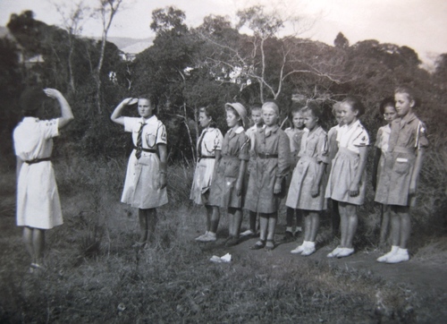 Zbiórka harcerska, 1945 r. (fot. ze zbiorów Janiny Cwetsch)