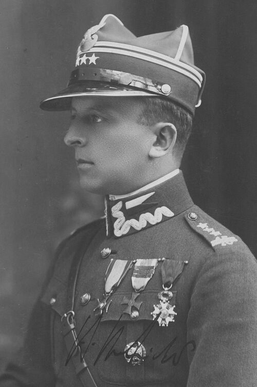 Gen. Stanisław Grzmot-Skotnicki