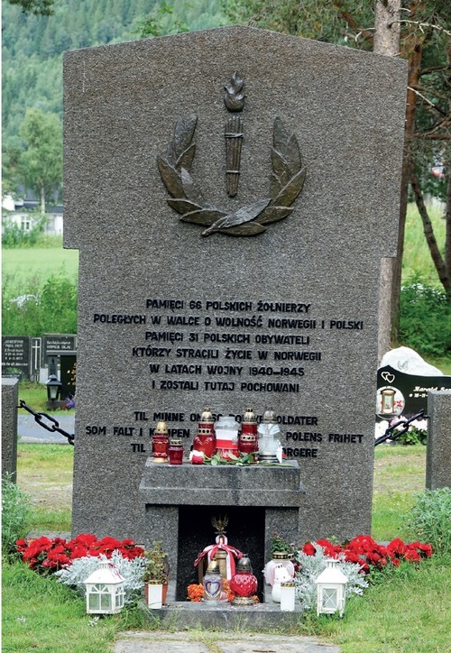 Polska kwatera wojskowa na cmentarzu w Ankenes. Fot. Krzysztof Kubiak