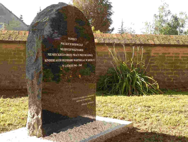 Wyrwane z rodzinnych domów