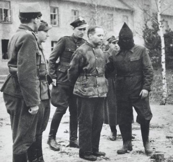 Ostatnie dni komendanta Auschwitz Rudolfa Hößa