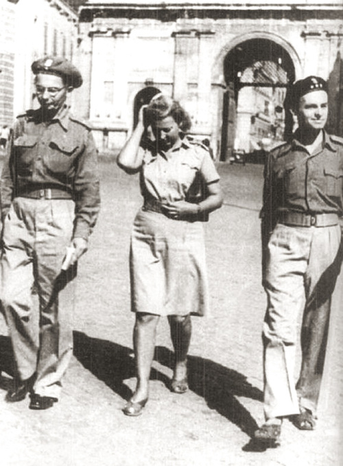Marian Szyszko-Bohusz, Maria Szelągowska, Witold Pilecki. Rzym, wrzesień 1945 (domena publiczna)