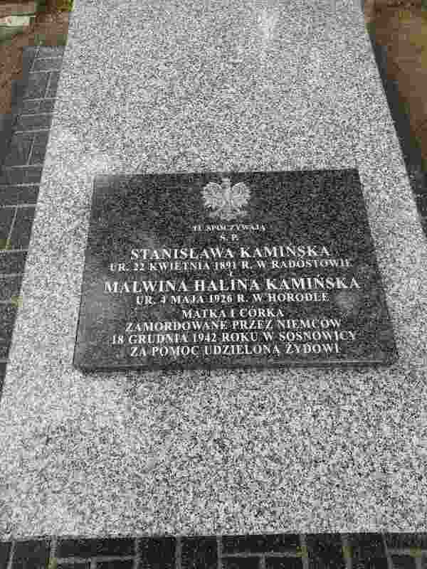 Całą trójkę zastrzelili. Stanisława i Halina Kamińskie (Sosnowica k. Włodawy)