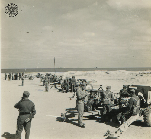 Zawody Artyleryjskie w obozie Samodzielnej Brygady Strzelców Karpackich w Al-Dekheila pod Aleksandrią w Egipcie, marzec 1941 r. (fot. z zasobu IPN)