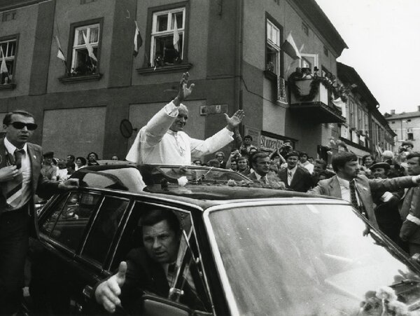 Dziewięć dni, które wstrząsnęły Peerelem