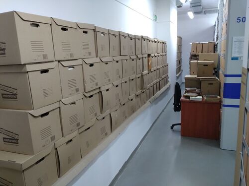 Zbiory płk. Stanisława Dąbrowy-Kostki w magazynach Oddziałowego Archiwum IPN w Krakowie. Fot. Rafał Dyrcz (IPN