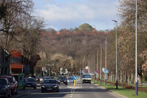 Aleja Marszałka Ferdinanda Focha w Krakowie. Fot. K. Awzan (IPN)