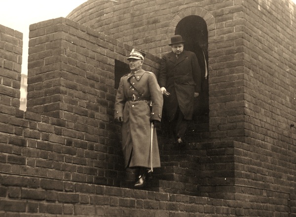 Zniszczenie i odbudowa przestrzeni historycznej w Polsce 1918 – 1945