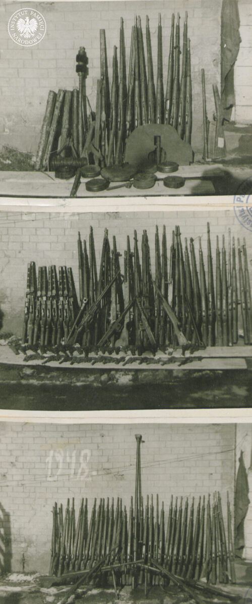 Broń i sprzęt wojskowy zarekwirowane w wyniku akcji przeprowadzonej przeciwko „bandzie »Lasa«” 25 czerwca 1948 r., wykorzystane jako dowód rzeczowy podczas procesu „Lasa” oraz jego współpracowników, przeprowadzonego w dniach 26-29 kwietnia 1949 r. na sesji wyjazdowej warszawskiego WSR w Ostrołęce (fot. z zasobu IPN)