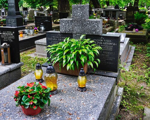 Grób Józefa Gierowskiego na Cmentarzu Rakowskim w Krakowie (fot. Wikipedia/Mach240390/CC BY 4.0)